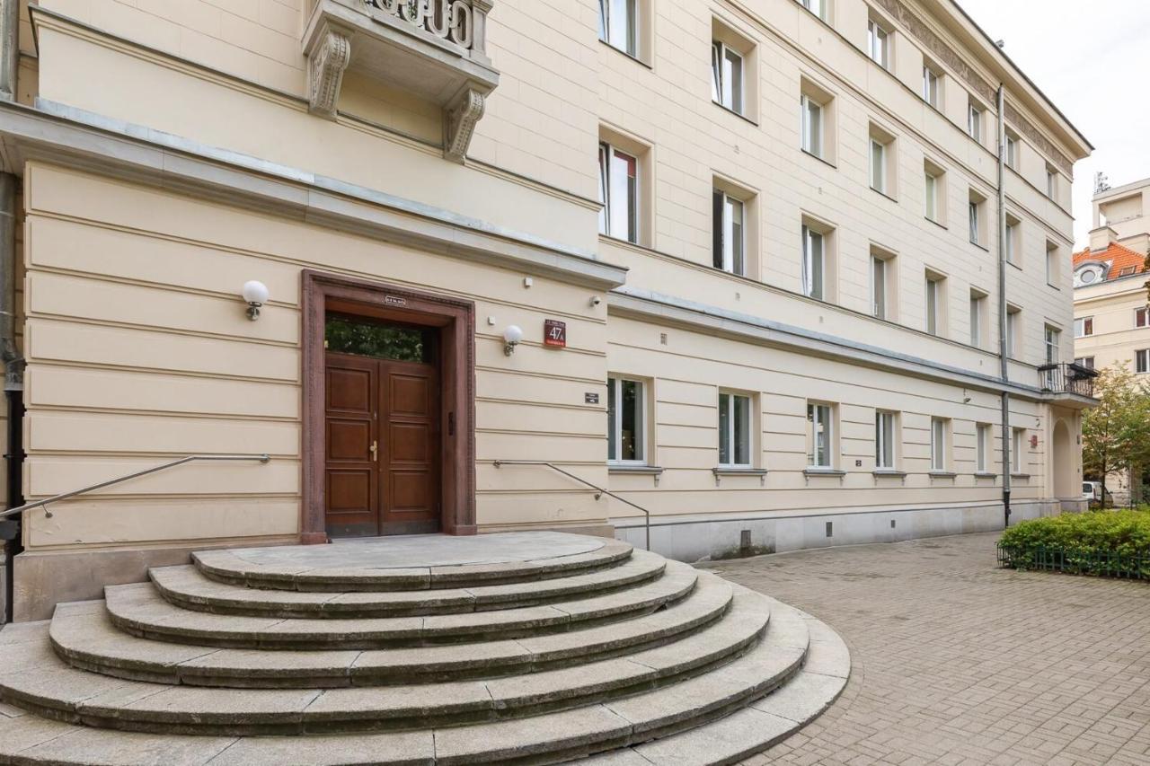 وارسو Rent Like Home - Nowy Swiat 47A المظهر الخارجي الصورة